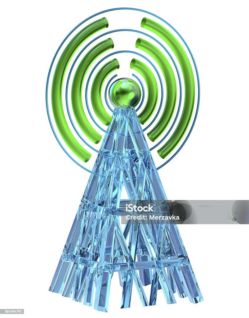 Cyfrowy nadajnik wysyła sygnały z wysoką wieżą - Zbiór zdjęć royalty-free (Antena)