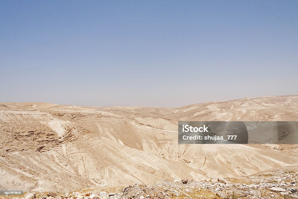 Sunny paesaggio di montagna nel Deserto di Giudea - Foto stock royalty-free di Ambientazione esterna