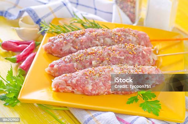 Rawkebab Stockfoto und mehr Bilder von Bratspieß - Bratspieß, Erfrischung, Fleisch
