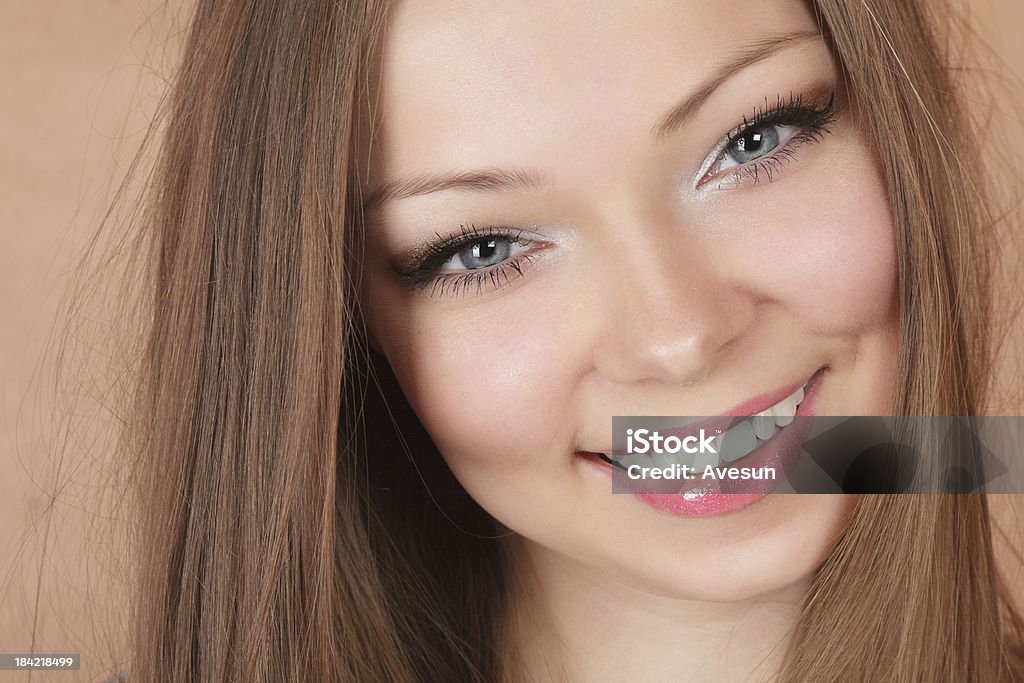 Linda jovem sorridente Mulher - Royalty-free Adulto Foto de stock