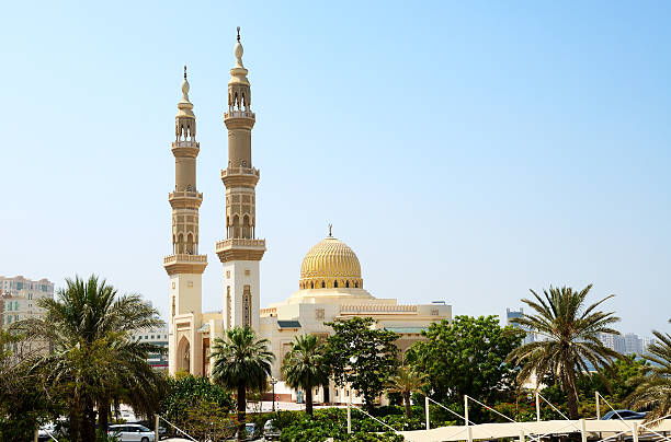 istock Muslim mosque, Shardjah, United Arab Emirates 184226786