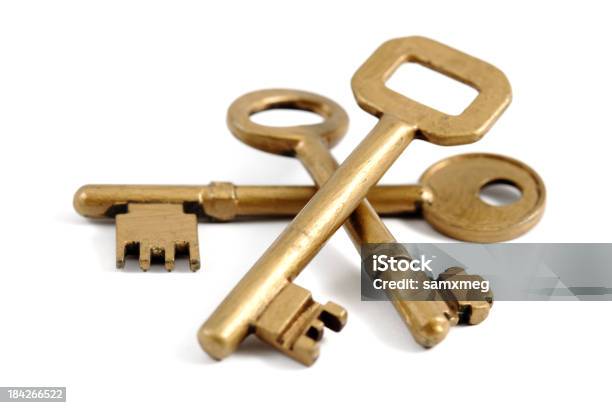 Gold Keys Stockfoto und mehr Bilder von Drei Gegenstände - Drei Gegenstände, Schlüssel, Gold - Edelmetall