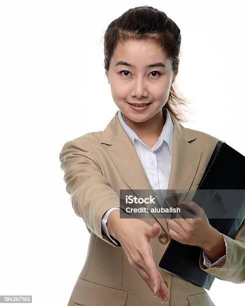 Estrechar Las Manos Foto de stock y más banco de imágenes de Acuerdo - Acuerdo, Adulto, Adulto joven