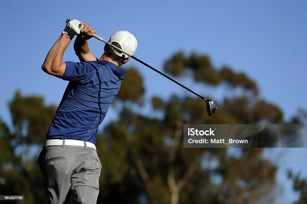 Male Golfers Schwingende seine club - Lizenzfrei Golf Stock-Foto