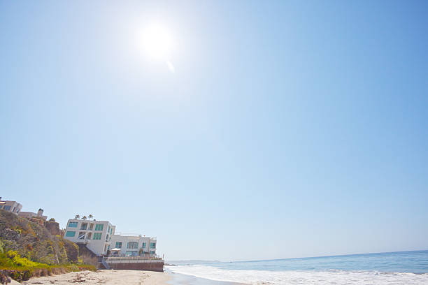 istock Malibu Beach house 184269162