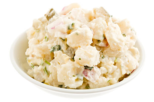 sałatka ziemniaczana - salad prepared potato potato salad food zdjęcia i obrazy z banku zdjęć