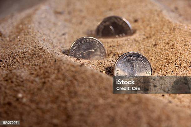 아랍 에미리트 연합 동전 0명에 대한 스톡 사진 및 기타 이미지 - 0명, 금융, 기업 비즈니스