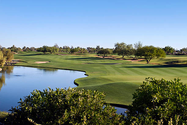 ゴルフゴルフコース - arizona scottsdale golf lake ストックフォトと画像