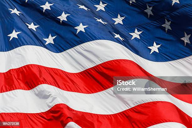 Primer Plano De Bandera Estadounidense Foto de stock y más banco de imágenes de Puerto Interior - Puerto Interior, Azul, Baltimore - Maryland