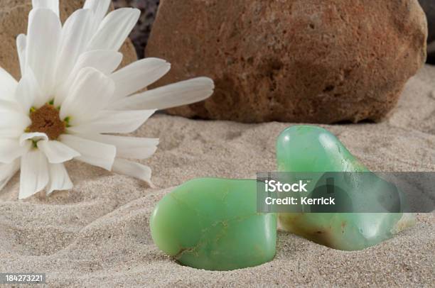 Chrysoprase Hälfte Wertvolle Stone Garantiert Authentische Stockfoto und mehr Bilder von Bildhintergrund