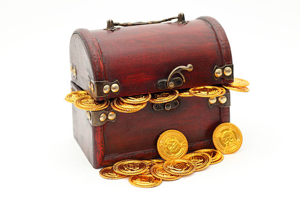 istock Pirates chest full of gold 184274513