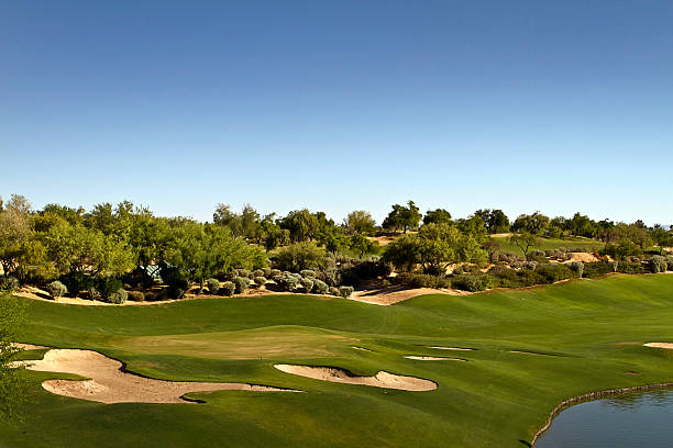 ゴルフゴルフコース - arizona scottsdale golf lake ストックフォトと画像