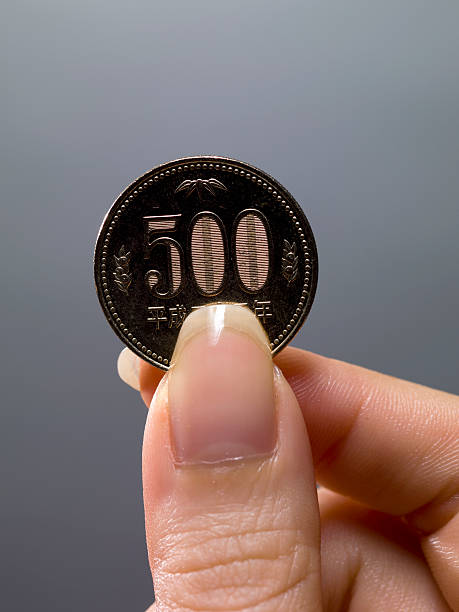 日本の硬貨 - 500円玉 ストックフォトと画像