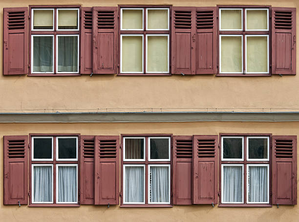 istock Dinkelsbühl: Facade of an old house 184278667