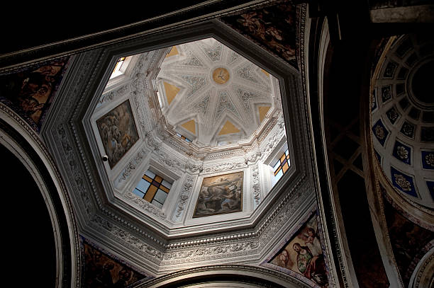 istock Brindisi, Cathedral’s interior 184278959