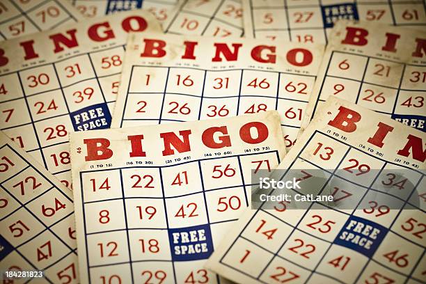 Vintage Grungy Bingo Cards 照片檔及更多 賓果遊戲 照片 - 賓果遊戲, 復古風格, 一個物體