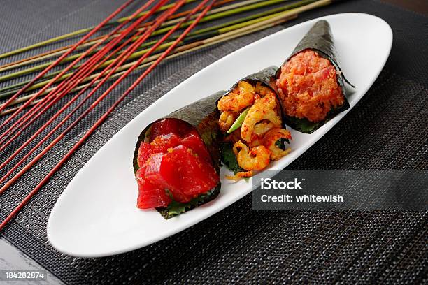 Temaki Sushi - zdjęcia stockowe i więcej obrazów Krab - Owoce morza - Krab - Owoce morza, Temaki sushi, Azja