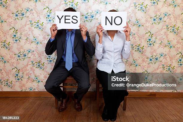 Mr And Mrs 아니오 예 제어판에 대한 스톡 사진 및 기타 이미지 - 제어판, 투표, 고풍스런