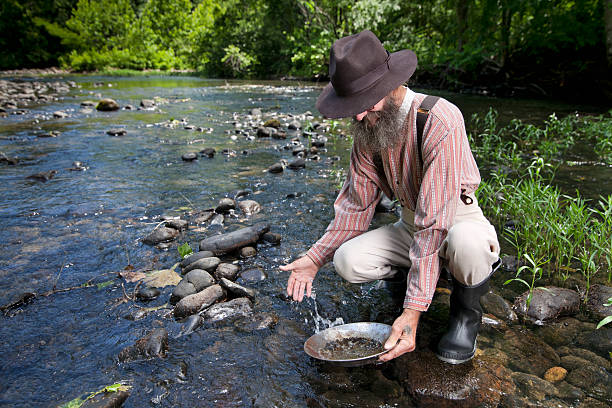 istock rinsing clean the gold 184285678