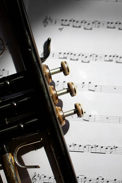 istock Trumpet and music 184286370