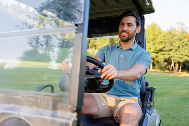 istock Athletic Enjoyment: Golf Cart Cruise 1842875414