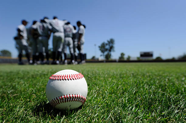 istock Baseball Players in the Field 184289615