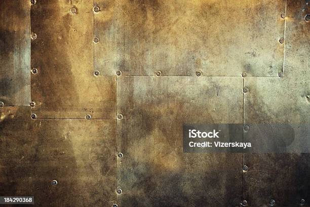 Rusty 및 손상되었음 금속면의 배경기술 금속에 대한 스톡 사진 및 기타 이미지 - 금속, 녹슨, 배경-주제