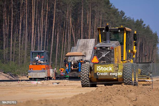 Nuova Autostrada In Costruzione - Fotografie stock e altre immagini di Industria edile - Industria edile, Strada, Lavori stradali