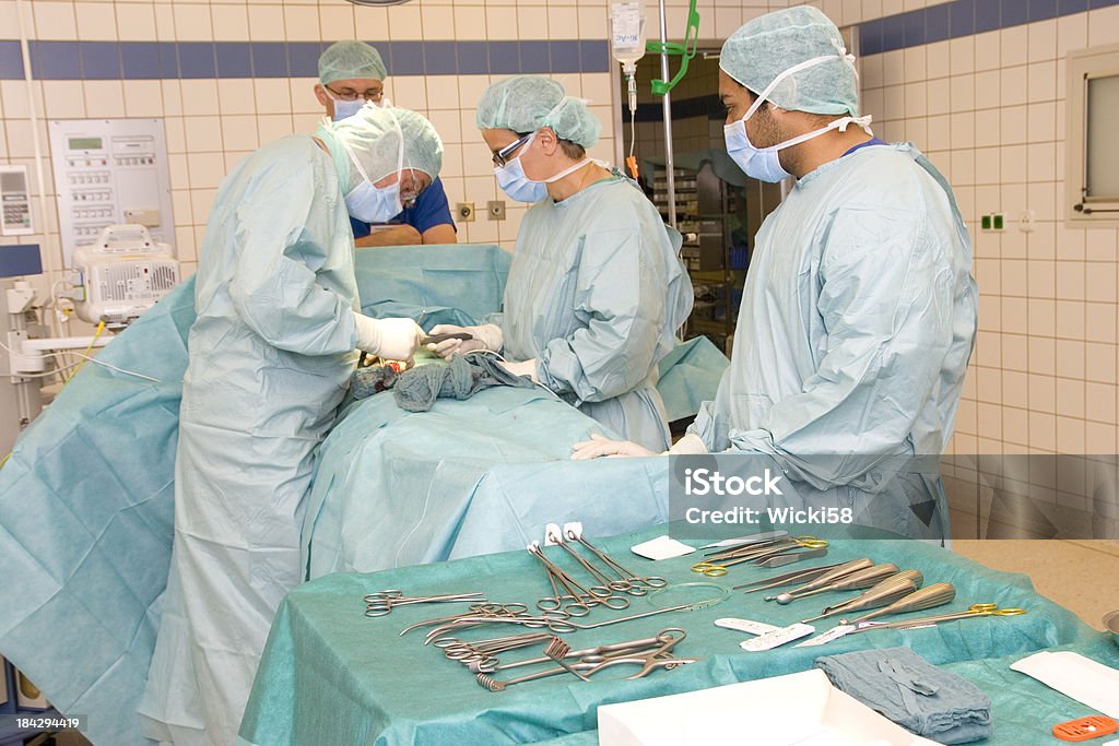 수술 팀 - 로열티 프리 4 명 스톡 사진