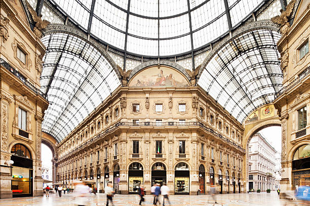 galleria vittorio emanuele ii de milan, italie - galleria vittorio emanuele ii photos et images de collection