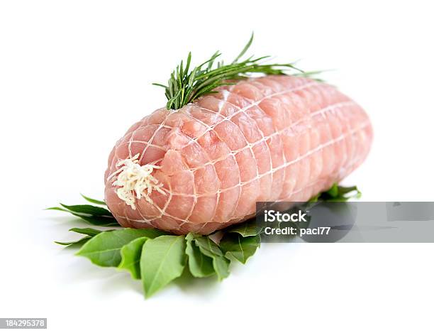 Surowe Mięso Z Indyków - zdjęcia stockowe i więcej obrazów Zwinięty - Aranżacja - Zwinięty - Aranżacja, Surowy - Sposób przygotowania jedzenia, Kurczak