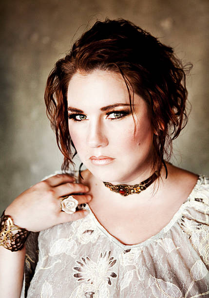 istock Beautiful Woman 184296190