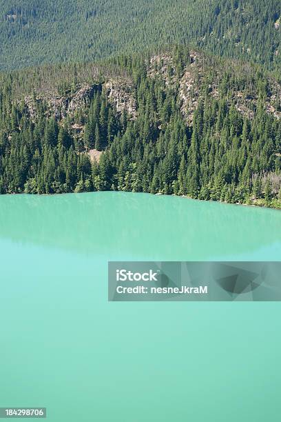 湖ディアブロ - アメリカ合衆国のストックフォトや画像を多数ご用意 - アメリカ合衆国, ノースカスケード国立公園, ワシントン州