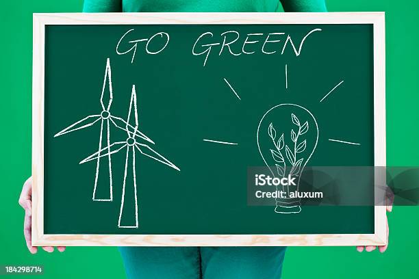 Go Verde - Fotografias de stock e mais imagens de Combustíveis e Geração de Energia - Combustíveis e Geração de Energia, Conceito, Conceitos e tópicos