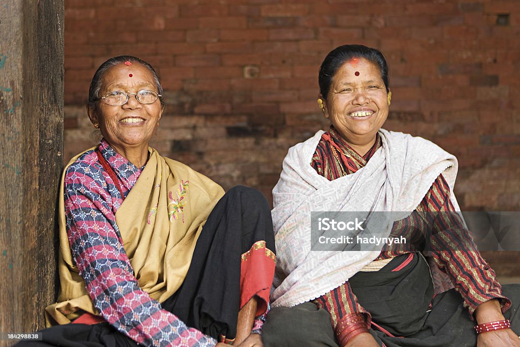 Feliz Nepali mujeres. - Foto de stock de Adulto libre de derechos