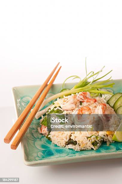 Thai Krewetka Smażony Ryż I Pałeczki - zdjęcia stockowe i więcej obrazów Duża krewetka - owoce morza - Duża krewetka - owoce morza, Jajko, Smażony ryż