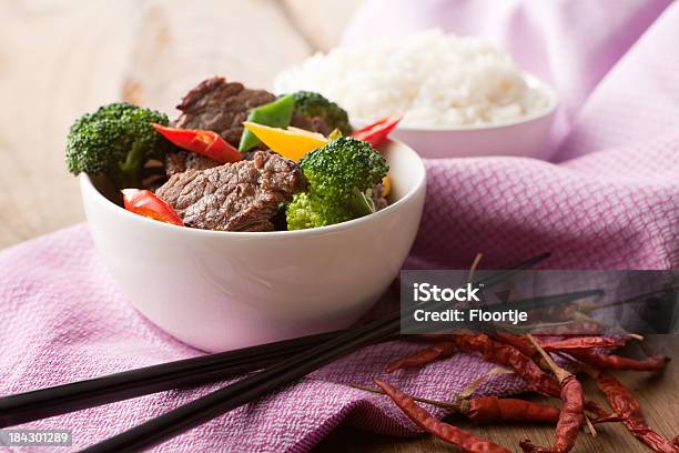 Asian Immagini Mescolare Manzo Fritto Con Verdure - Fotografie stock e altre immagini di Manzo - Manzo, Broccolo, Saltato in padella