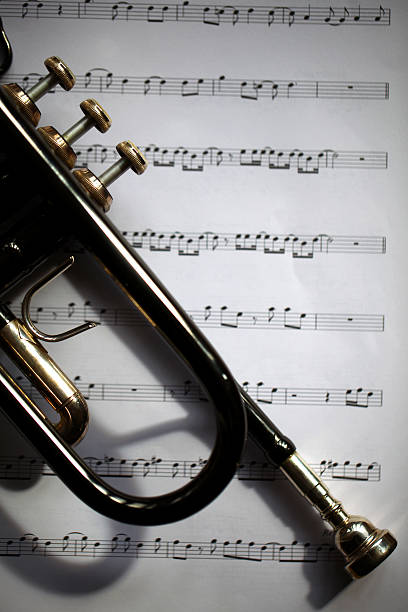 istock Trumpet and music 184301350