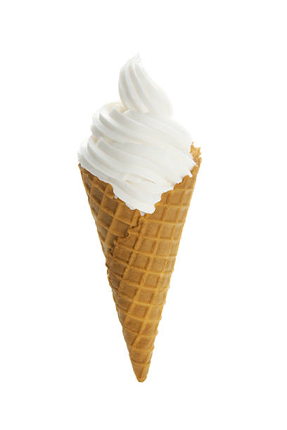 yogur helado suave servir cono de wafles - crema de natillas fotografías e imágenes de stock