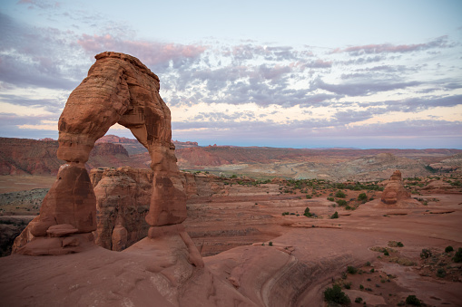 The Delicate Arch during the sunrise without people