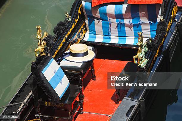 Gondola Dettaglio - Fotografie stock e altre immagini di Ambientazione esterna - Ambientazione esterna, Canale, Cappello di paglia