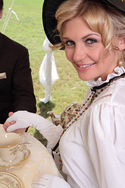 istock Beautiful young woman 184303308
