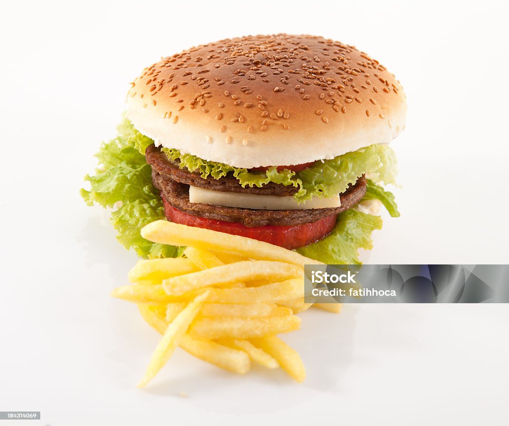 Hambúrguer e batata frita. - Foto de stock de Alimentação Não-saudável royalty-free