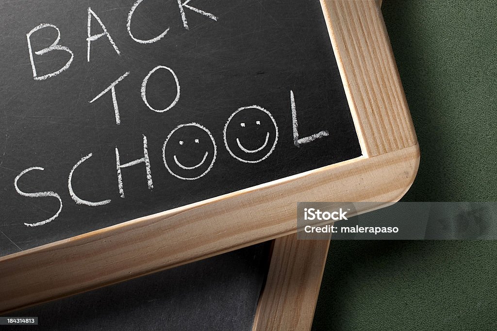 Voltar para a escola com ícones dos sorrisos - Foto de stock de Aprender royalty-free