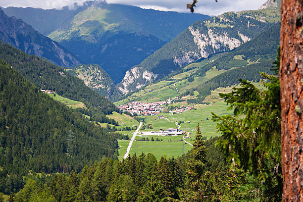 istock Village In Austrian Mountain Landscape 184317688