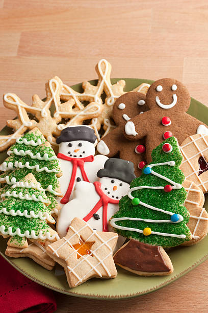 istock Christmas Decorated Cookie Plate Vt 184318478