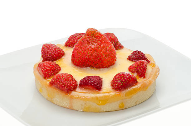 istock Cheesecake decorated with strawberries 184318490