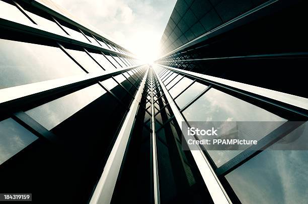 Futuristische Office Building Stockfoto und mehr Bilder von Organisieren - Organisieren, Reichtum, Architektur