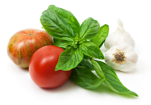 Tomato basil garlic ingredients