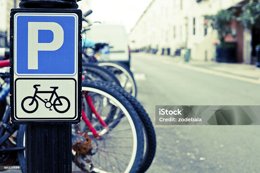 Fahrrad Parken - Lizenzfrei Bildschärfe Stock-Foto